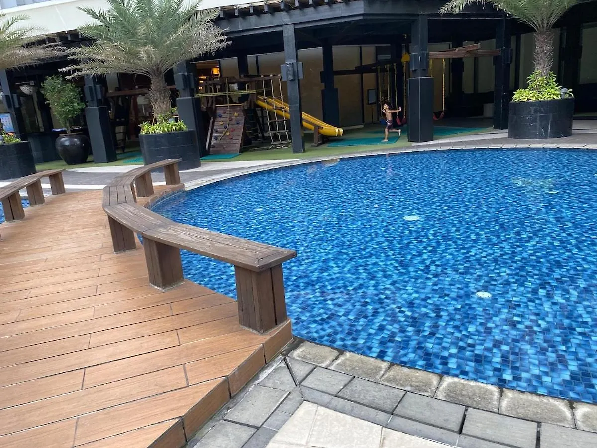 Cruise Ship Condo Escape Makati 300 Mbps Gym Swim Park 2271 Manila