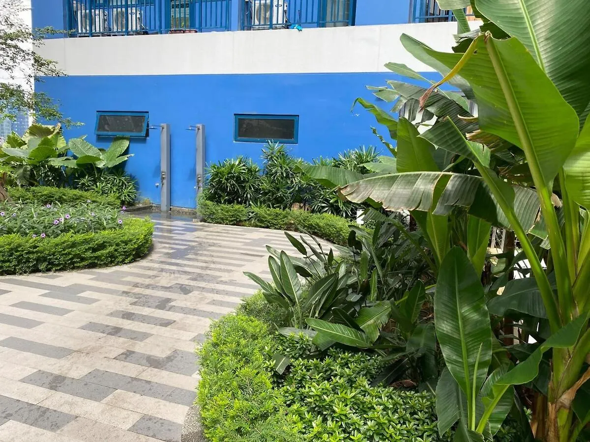 Cruise Ship Condo Escape Makati 300 Mbps Gym Swim Park 2271 Manila Filipíny