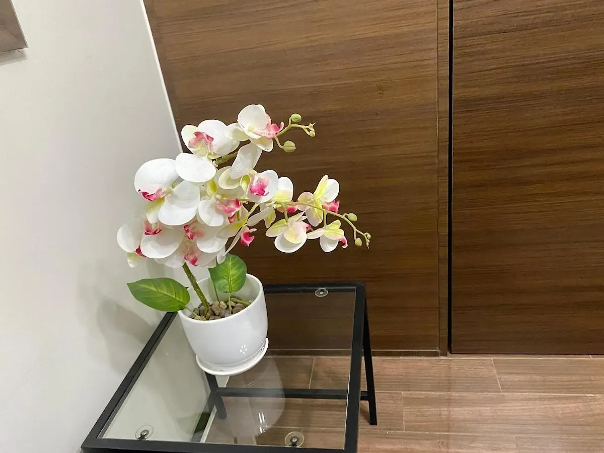 Apartment Cruise Ship Condo Escape Makati 300 Mbps Gym Swim Park 2271 Manila