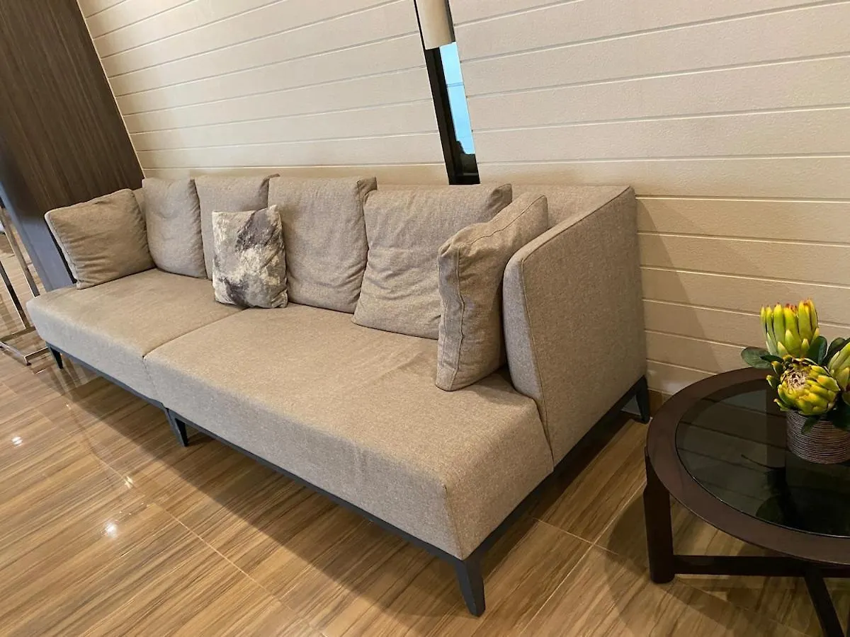 Cruise Ship Condo Escape Makati 300 Mbps Gym Swim Park 2271 Manila Apartment