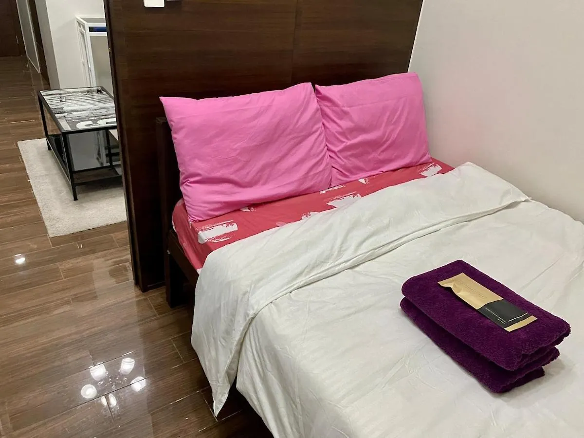 Cruise Ship Condo Escape Makati 300 Mbps Gym Swim Park 2271 Manila